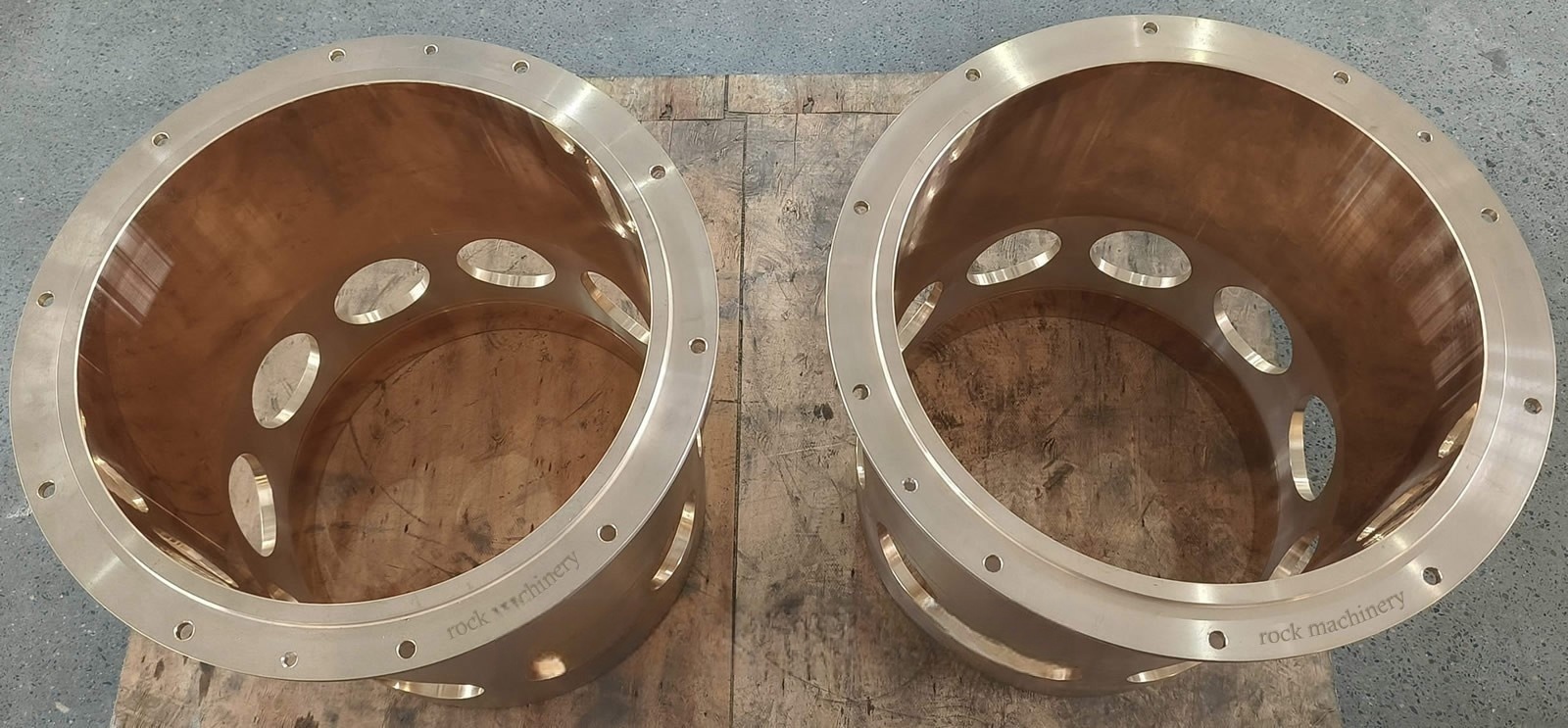13】metso-cone-crusher-HP3-head-bushing