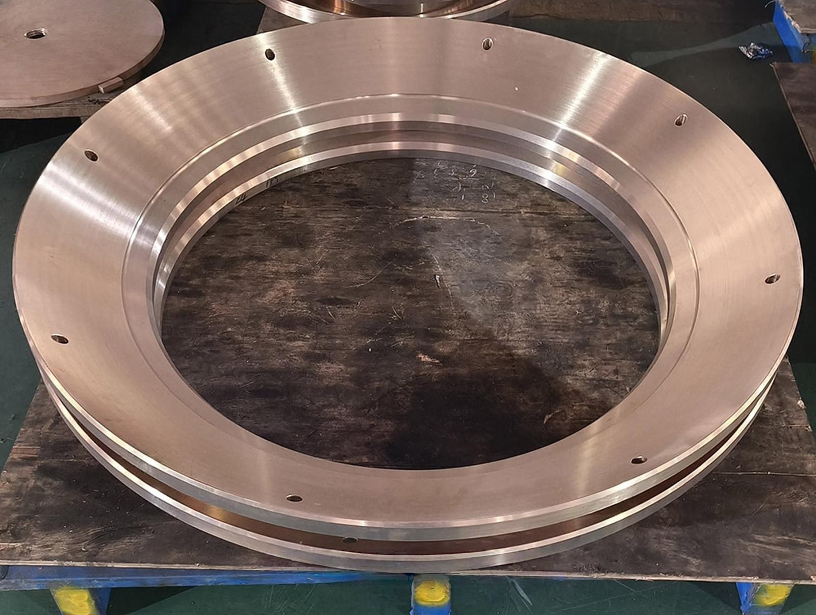1】Gyradisc-cone-crusher-socket-liner