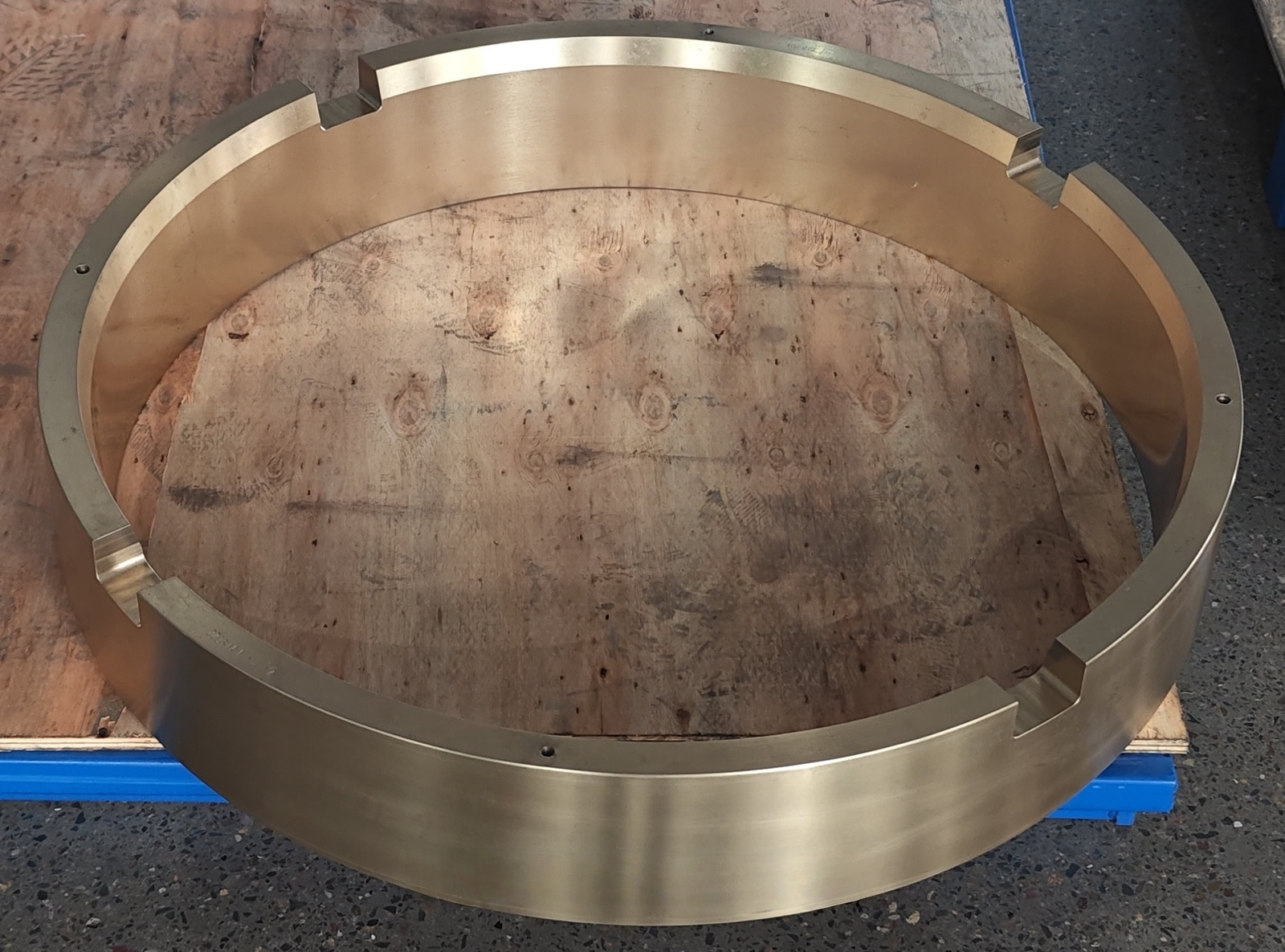 4】metso-HP800-cone-crusher-1022147711-HEAD-BUSHING-UPPER
