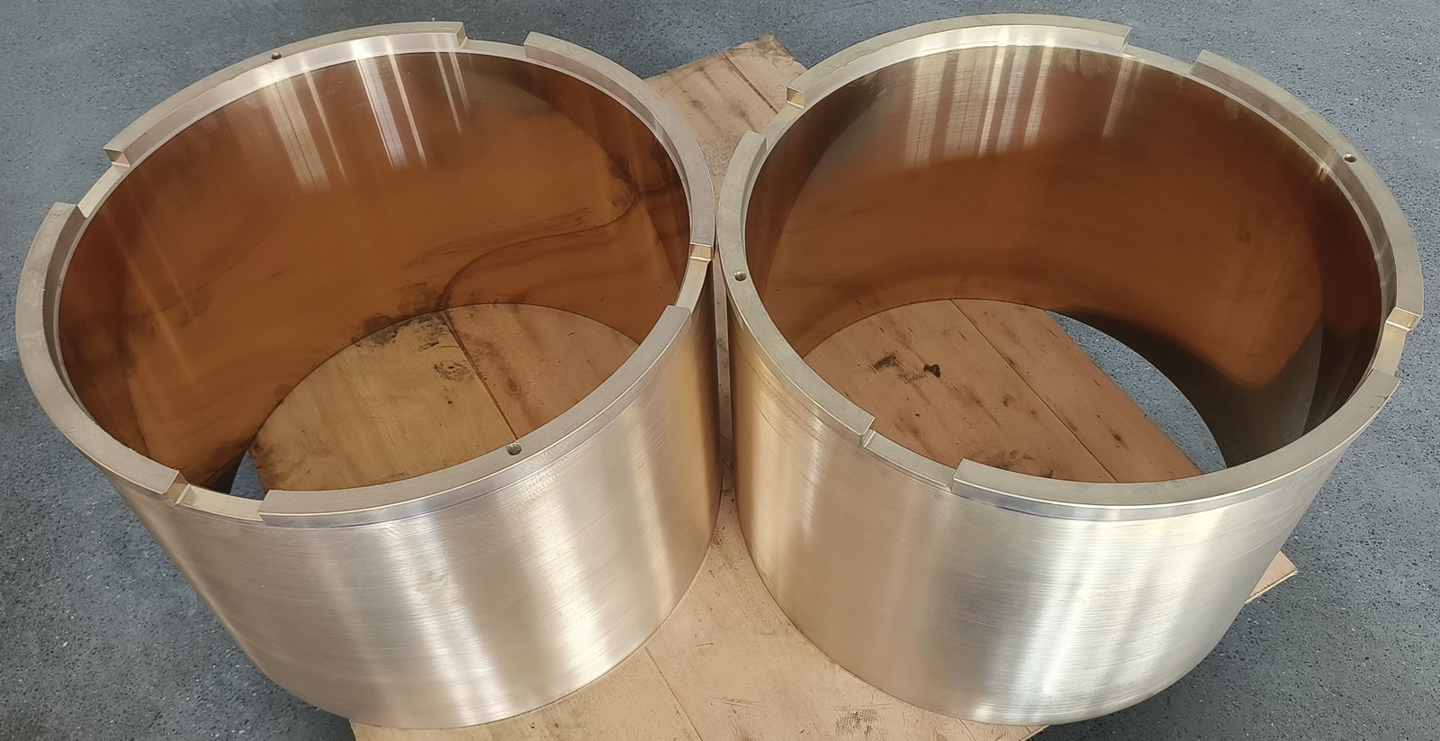2】sandvik-CH660-cone-crusher-442.8742-01-Bottom-shell-bushing